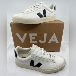Veja Campo white/black size 9
